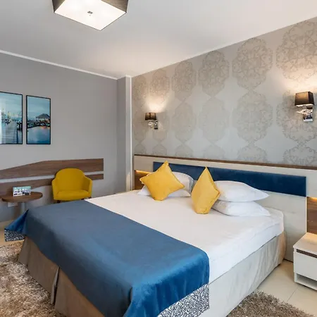 Splendid Conference & - Adults Only