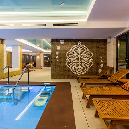 Hotel Splendid Conference & - Adults Only 4*