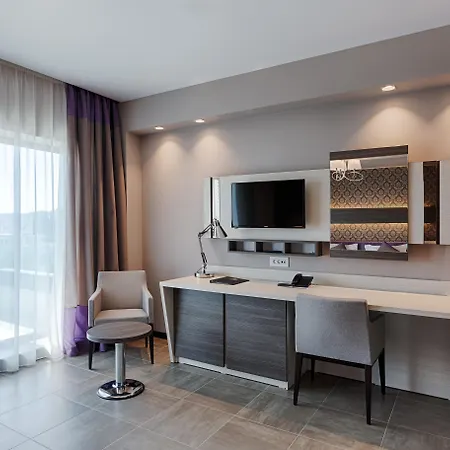 Splendid Conference & - Adults Only 4* 马马亚