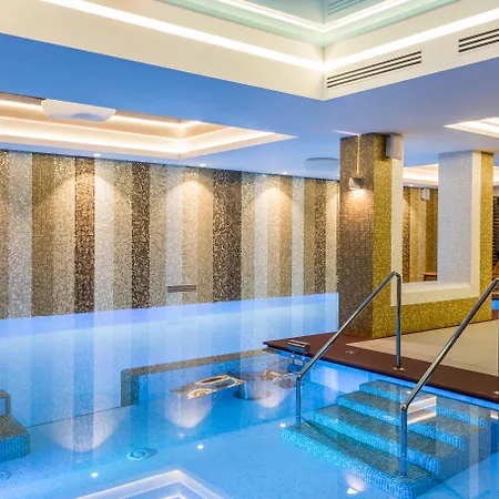 Splendid Conference & - Adults Only Hotel 4*