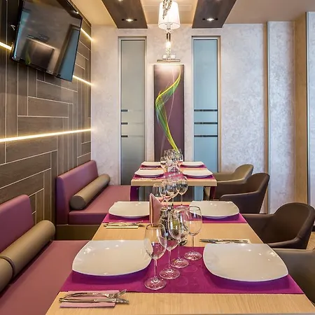 Splendid Conference & - Adults Only