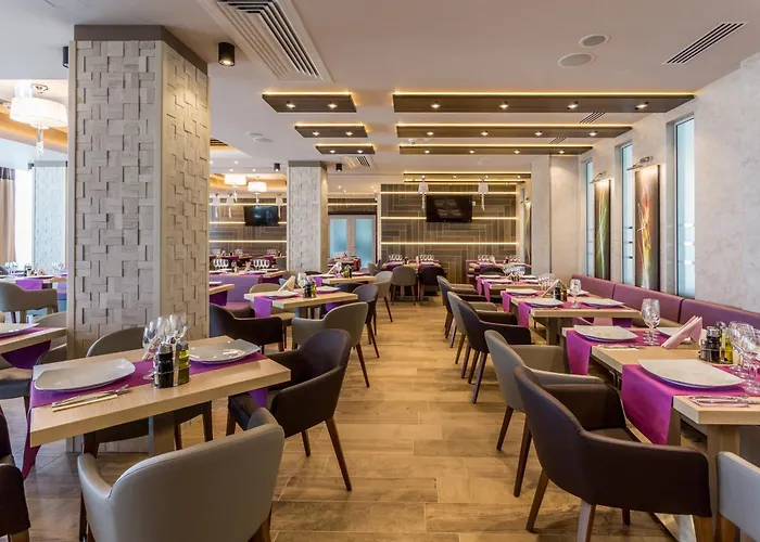 Splendid Conference & - Adults Only 4*