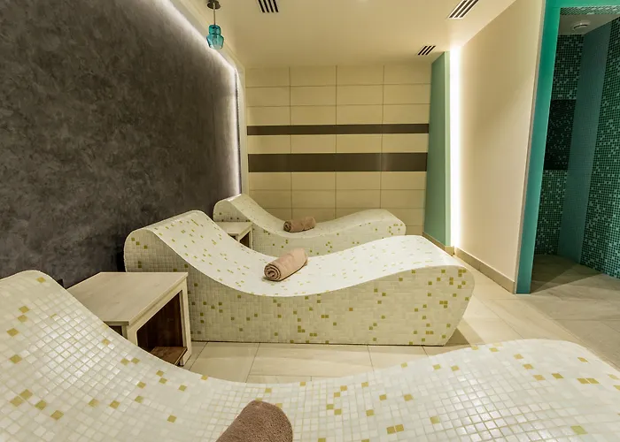 Splendid Conference & - Adults Only Mamaia