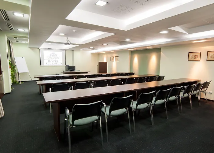 Splendid Conference & - Adults Only 4*